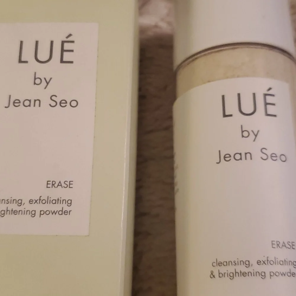Lué by Jean Seo Erase Powder